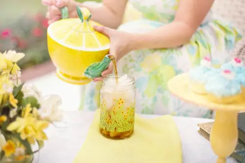 Cinque tisane da bere anche in estate: zenzero e limone fra le migliori